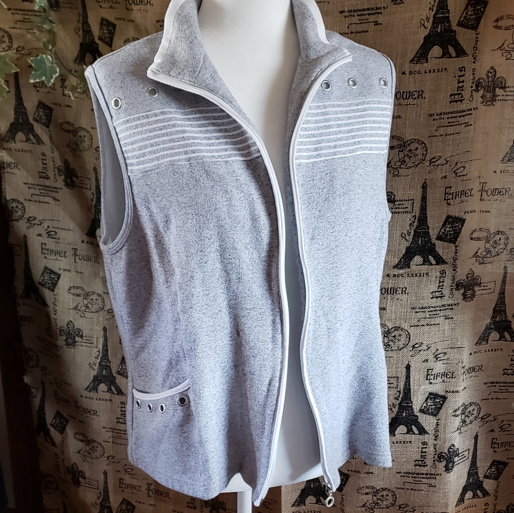 Drapes+Damons Vest